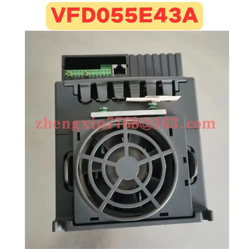 리퍼 주파수 변환기 정상 기능 완료 VFD055E43A