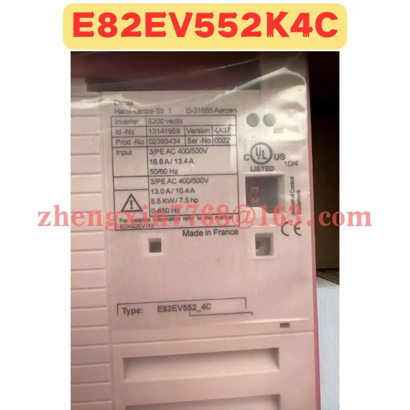 오리지널 E82EV552-4C 주파수 변환기 E82EV552K4C 신