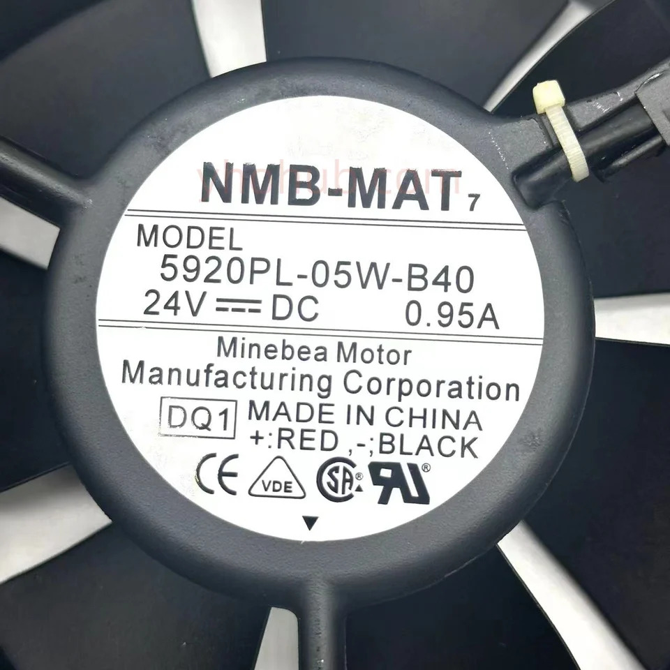 NMB-MAT 5520pl-05w-b40 DQ1 DC 24V 0.95A 172x150x50mm 2핀 서버 냉각팬