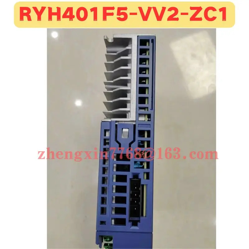 리퍼 서보 드라이브 RYH401F5-VV2-ZC1 RYH401F5 VV2 ZC1 정상 기능 완료