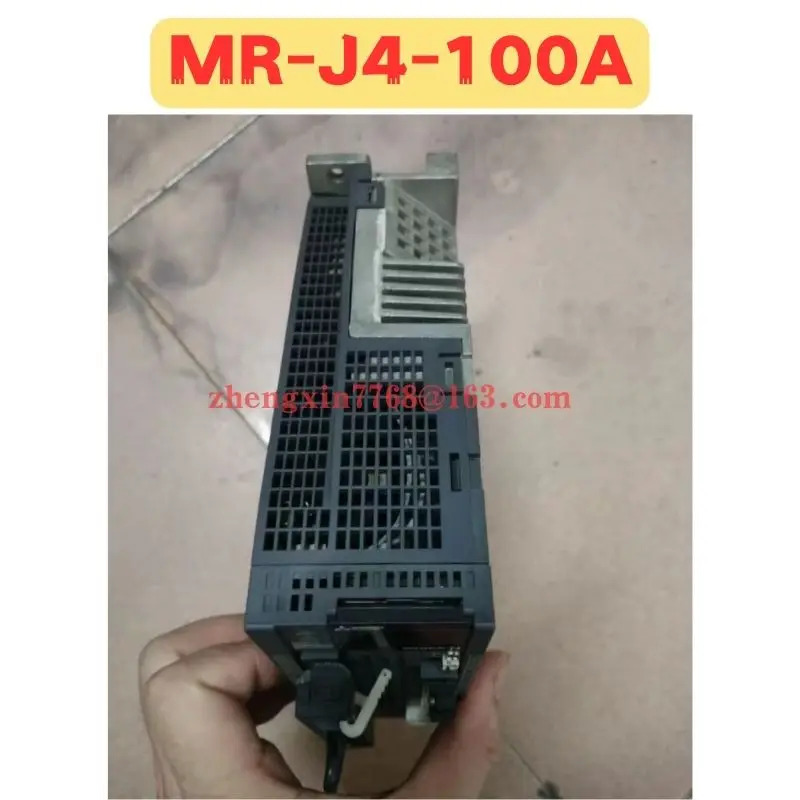 리퍼 서보 드라이브 MR-J4-100A 정상 기능 완료 MR J4 100A