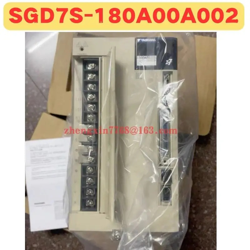 오리지널 SGD7S-180A00A002 서보 드라이브 SGD7S 180A00A002 신