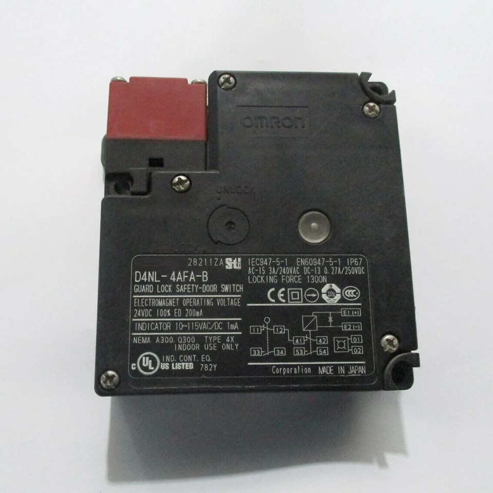 리미트 스위치 D4NL-4AFA-B 신