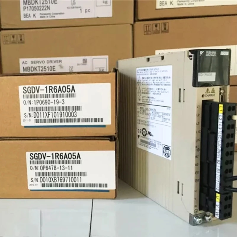 Yaskawa 서보 드라이브 신형 SGDV-1R6A05A 신속