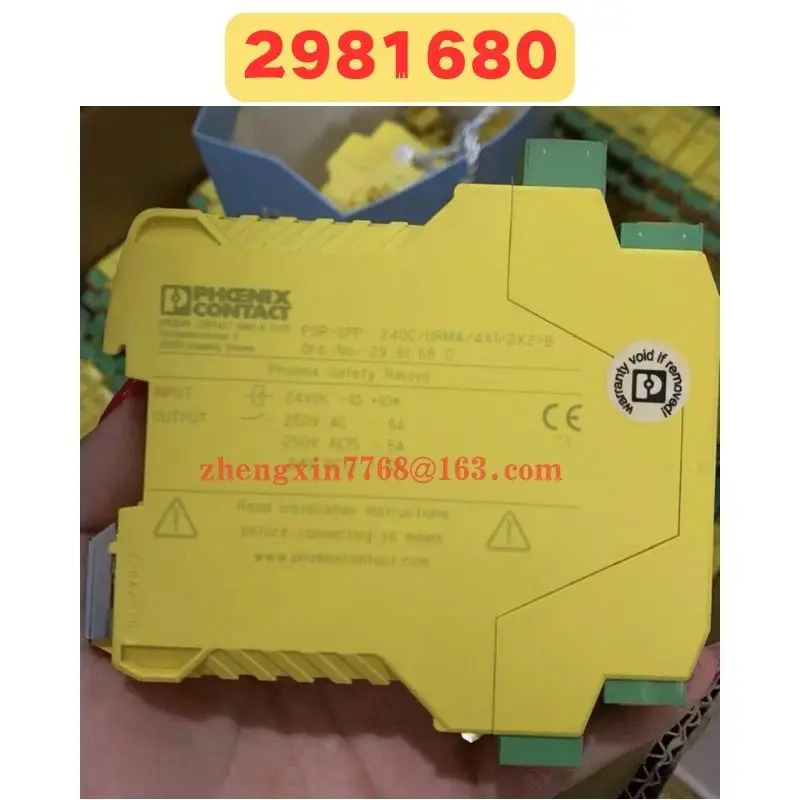 리퍼 안전 릴레이 정상 기능 완료 2981680 PSR-SPP-24DC URM4 4X1 2X2 B