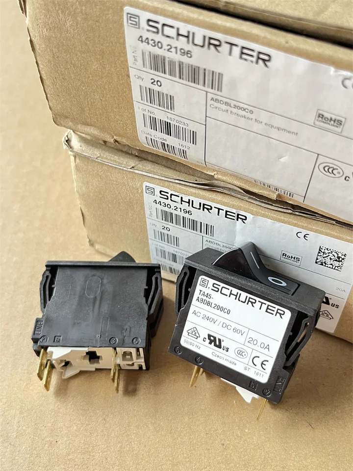 SCHURTER 회로차단기 스위치 4430.2196 TA45-ABDBL200C0 20A