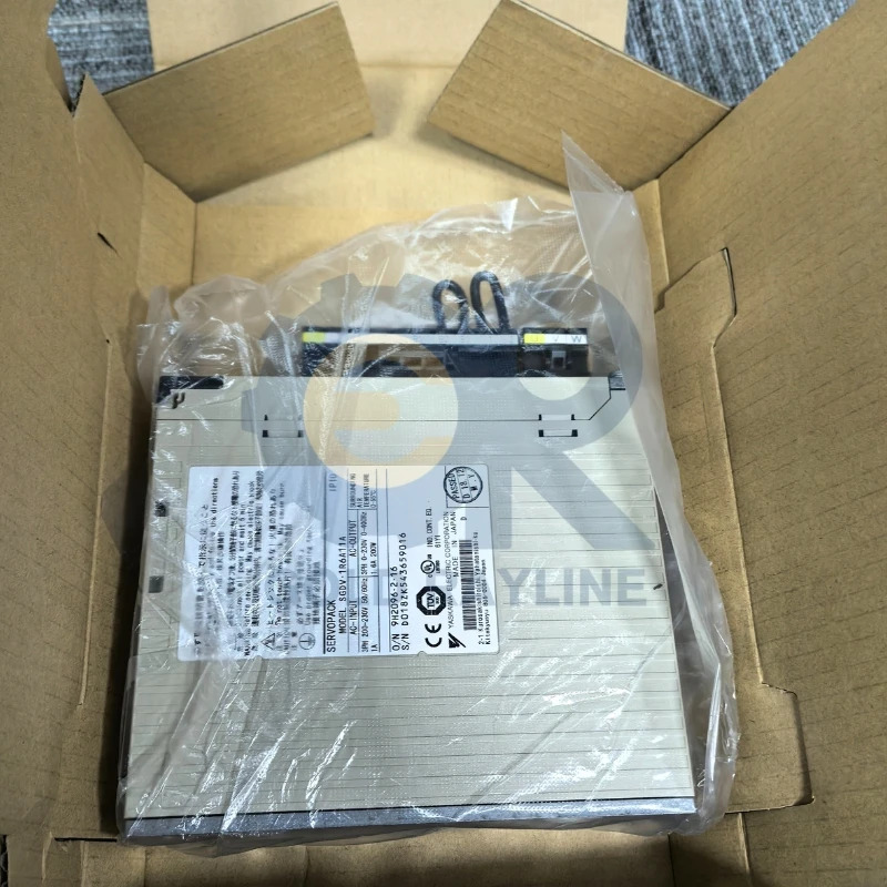 Yaskawa SGDV-1R6A11A SERVOPACK 드라이브 유닛 내 신