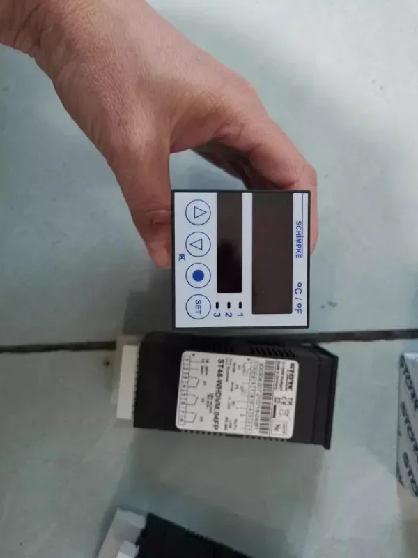 ST710-JB1BA.10 컨트롤러 ST710-JBIBA.10