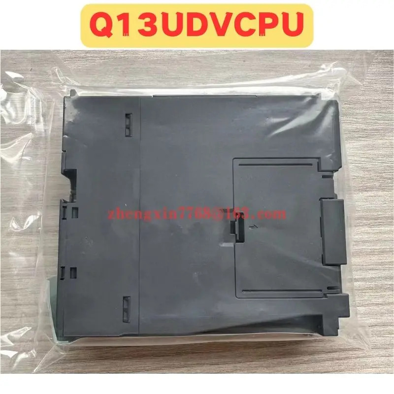 오리지널 Q13UDVCPU PLC 모듈 신