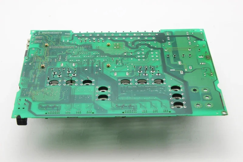 리퍼 A20B-2002-0065 Fanuc 카드 회로 기판 CNC 서보 드라이브 완료