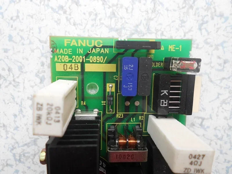 리퍼 A20B-2001-0890 Fanuc 카드 회로 기판 사이드 보드 CNC 서보 드라이브 확인