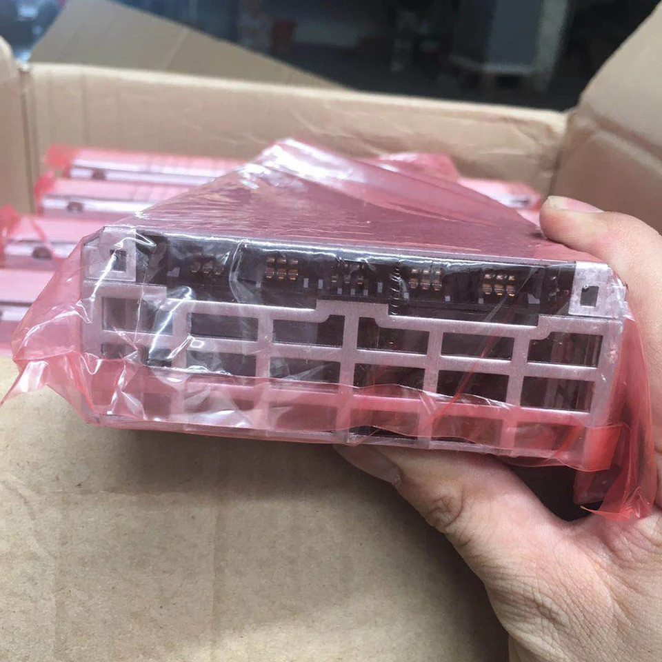 Flatpack2 HE 241115.805 정류기 모듈 ELTEK 110-125/2000 122.5V 16.4A