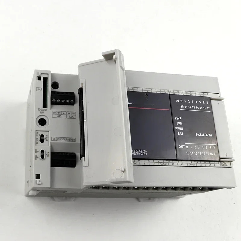 FX5U-32MTES PLC 확장 아날로그 입력 출력 온도 모듈 동안 포장