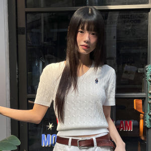 [N배송][후아유] 스티브 V넥 케이블 반팔 스웨터(여성) / WHKAG... 착용 후기 | 사이즈/핏 총정리 - 상품 이미지 1
