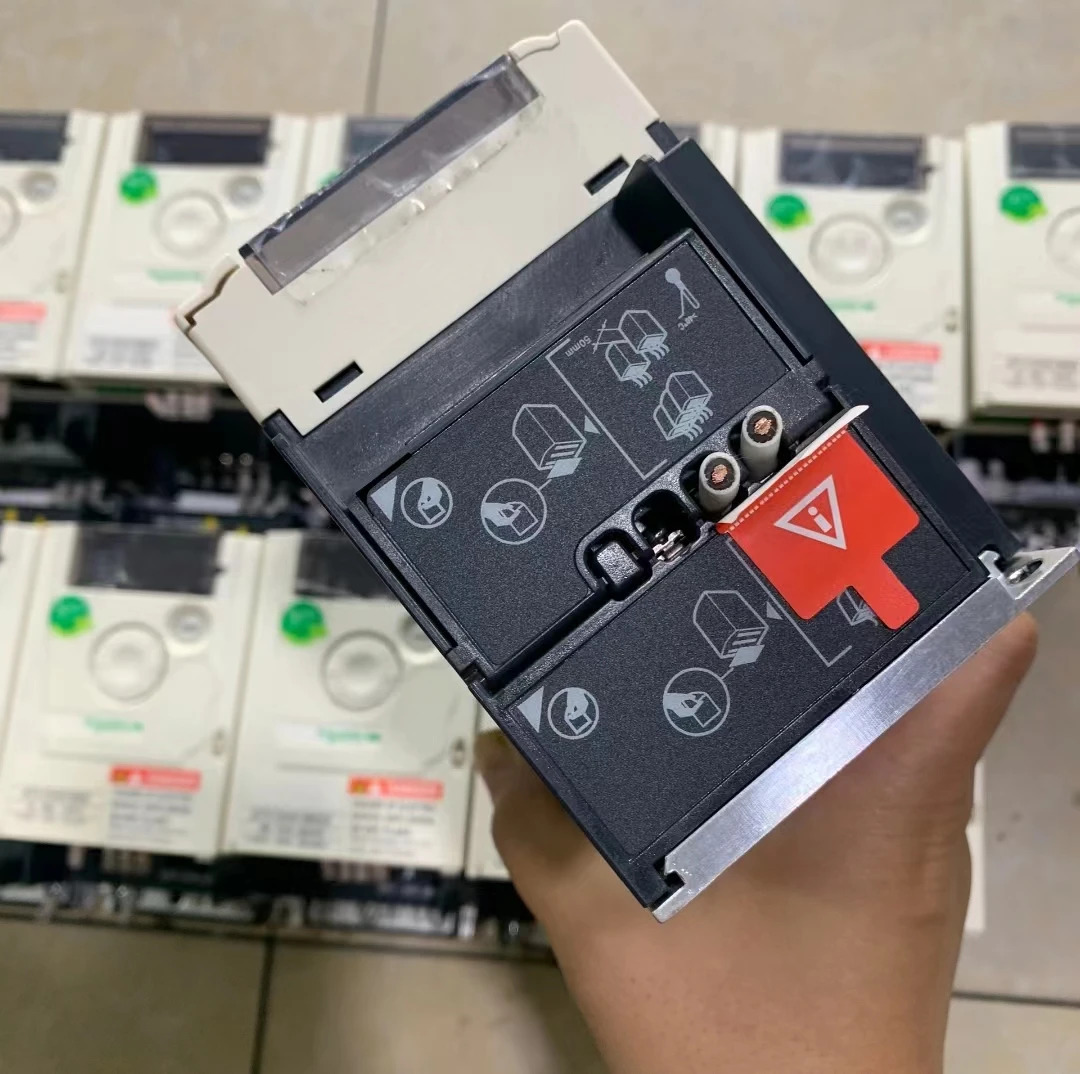 ATV12H018M2X 리퍼 인버터 0.18kW-1/4hp호환-200-240V 기능 OK