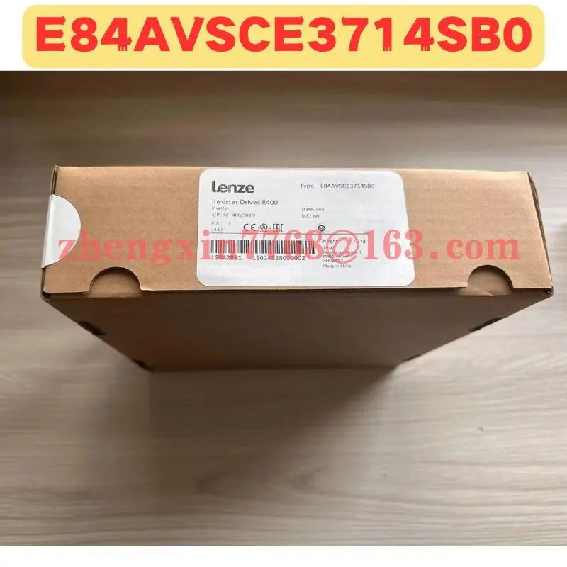 오리지널 주파수 변환기 E84SCE3714SB0 신