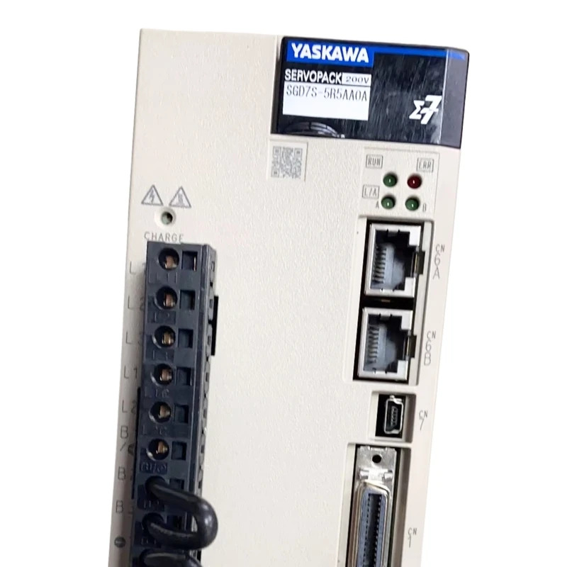Yaskawa 서보 드라이브 신형 SGD7S-5R5AA0A 신속