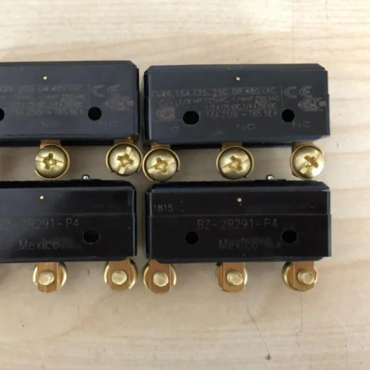 BZ-2R291-P4 마이크로 스위치 단극 이쓰로우 회로 250 V 15 A
