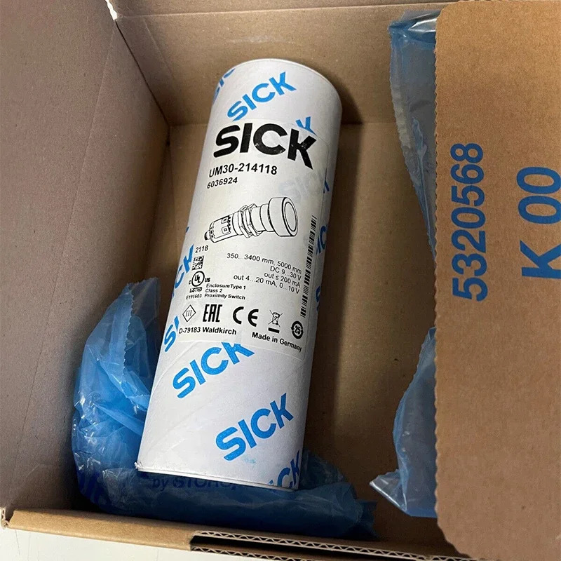 오리지널 SICK 초음파 센서 UM30- 214118 하나잘못된 페널티와 1