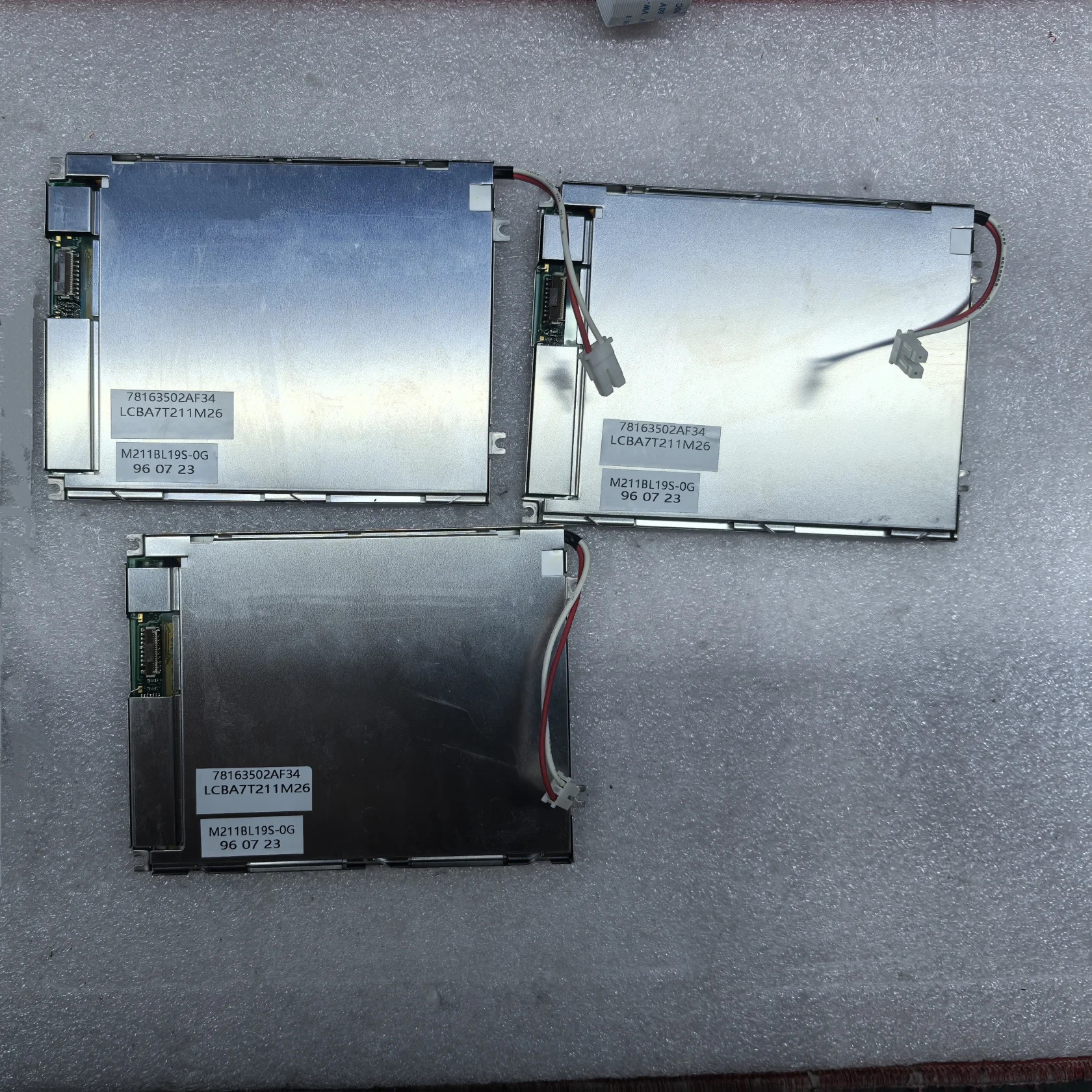 LCBA7T211M26