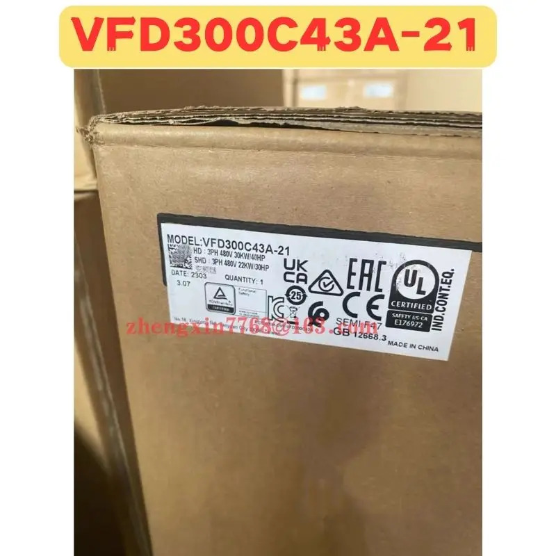 오리지널 VFD300C43A-21 주파수 변환기 VFD300C43A 21