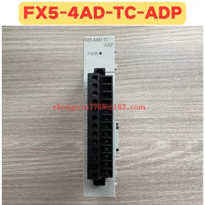 리퍼 PLC 모듈 FX5-4AD-TC-ADP FX5 4AD TC ADP 정상 기능 완료
