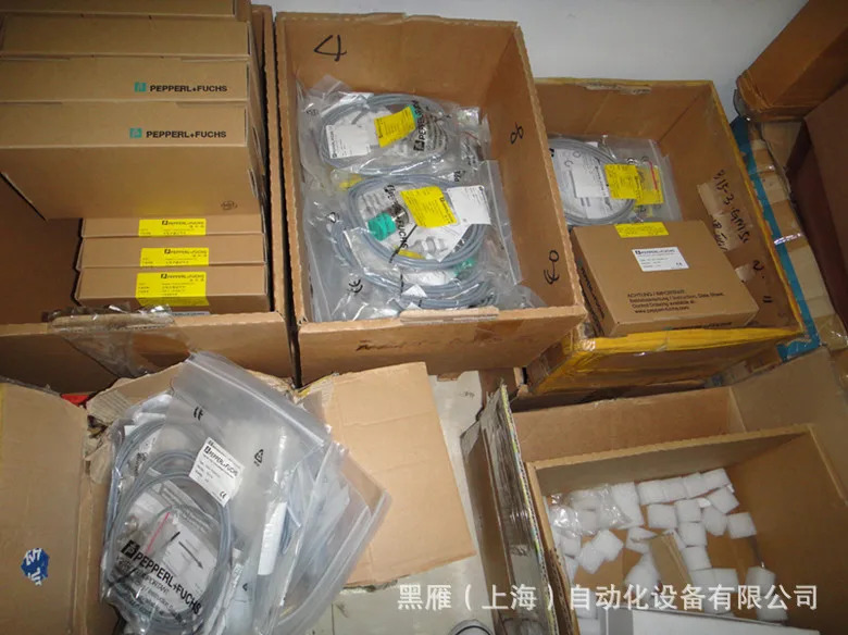 페퍼  RV150N-09BKDA3TN-01000