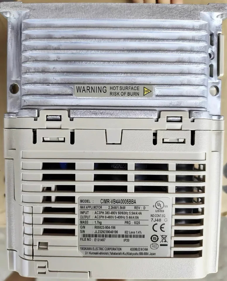 CIMR-VB4A0005BBA 변환기 1.5/2.2 kw