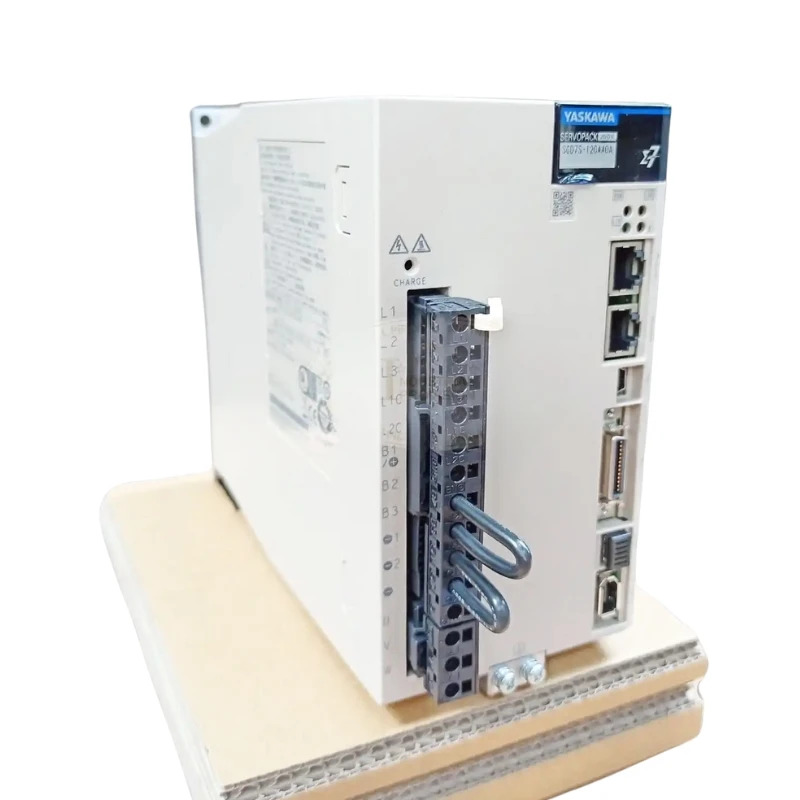 새 Yaskawa SGD7S-120AA0A 서보 드라이브