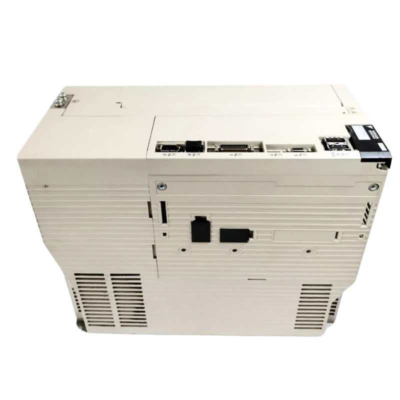 Yaskawa 서보 드라이브 신형 SGDV-330A11A 신속