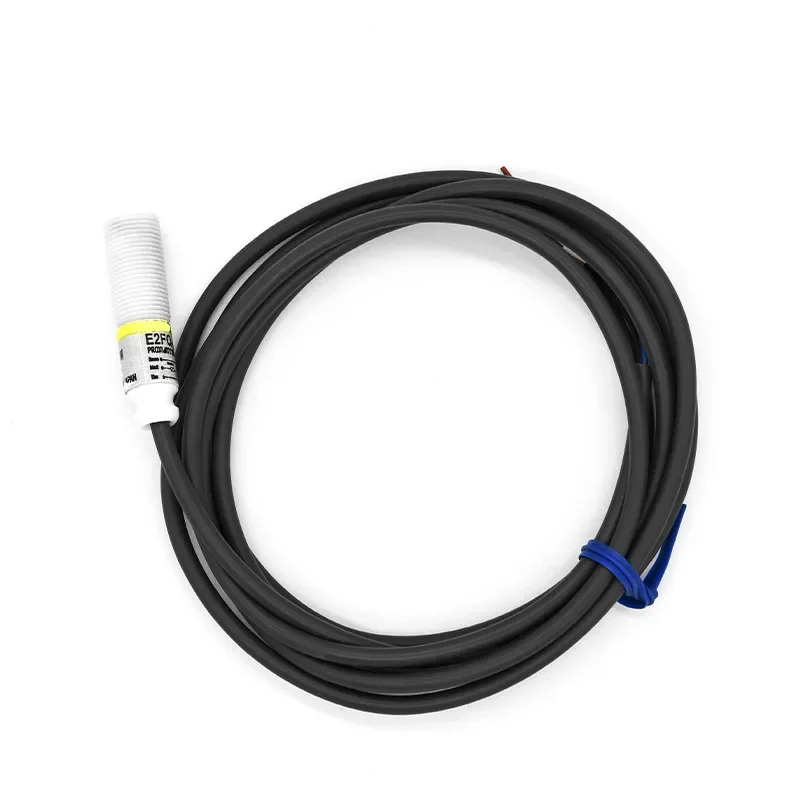 스위치 센서 E2FQ-X2F1 2M