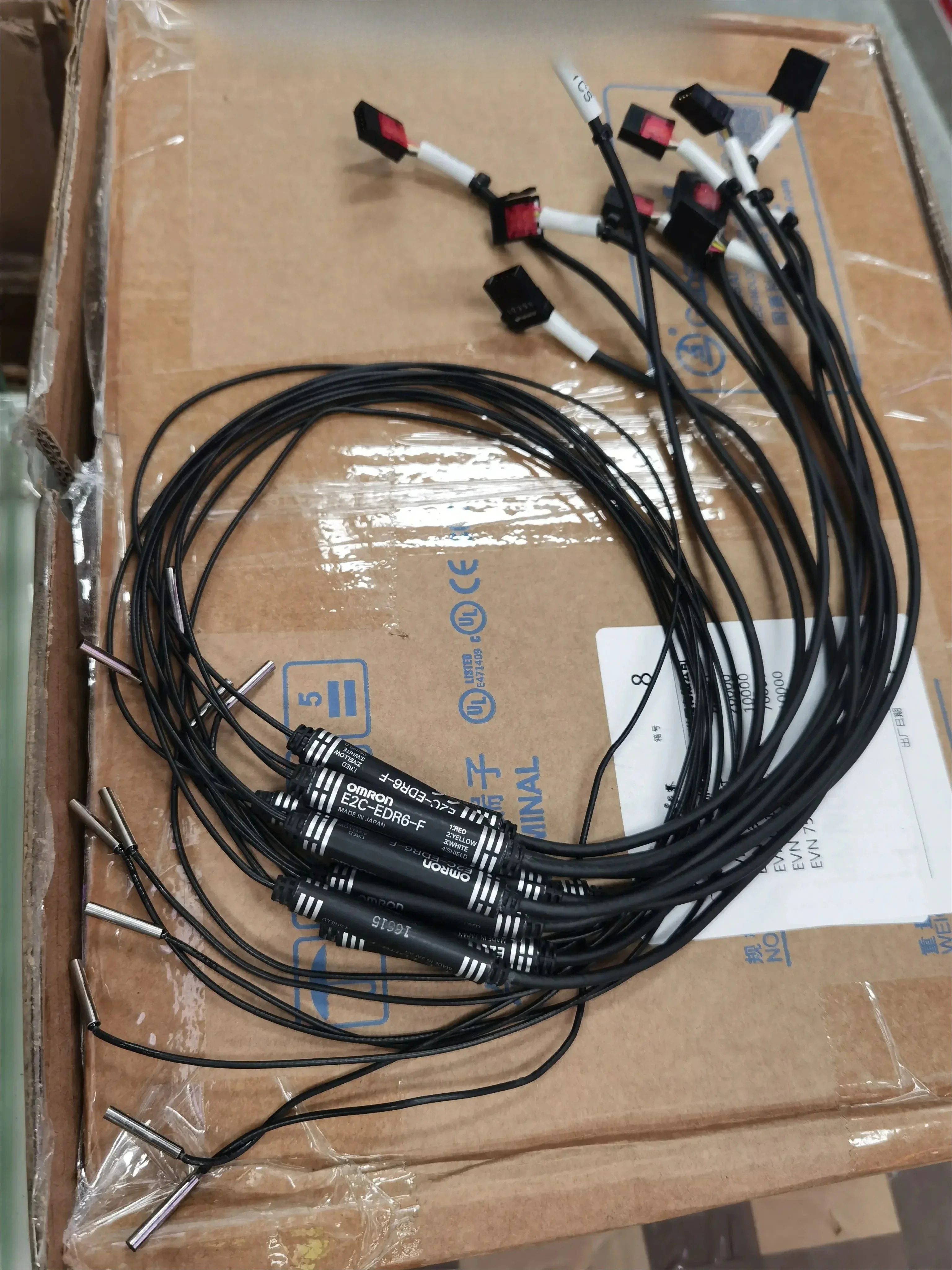 스위치 센서 E2C-EDR6-F