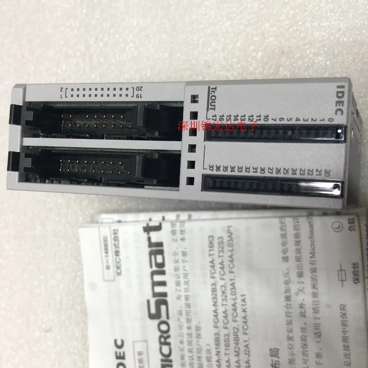 오리지널 일본 PLC 출력 모듈 FC4A-T32K3 포장 공급