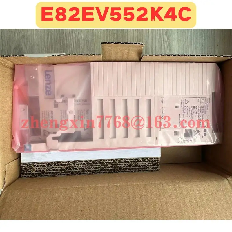 오리지널 E82EV552-4C 주파수 변환기 E82EV552K4C 신