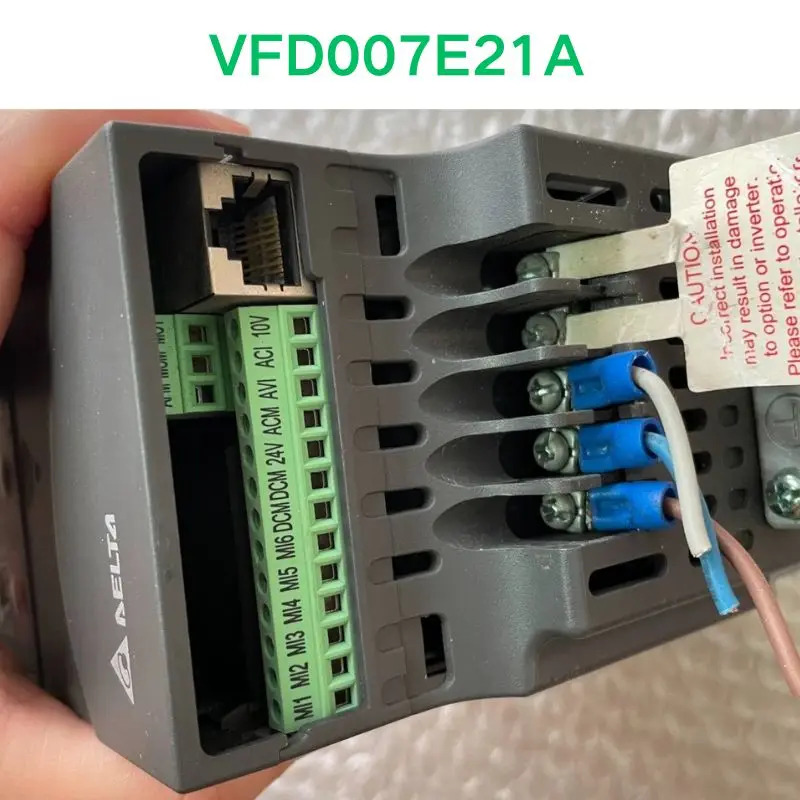 리퍼 OK VFD007E21A 주파수 변환기