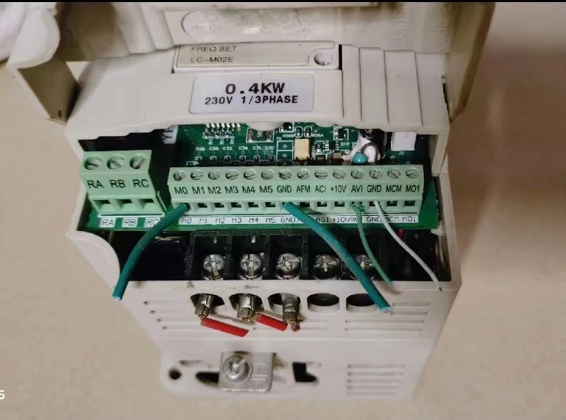 VFD004M21A 사인버터 0.4kW 230V 1/3PHASE 리퍼 기능 OK