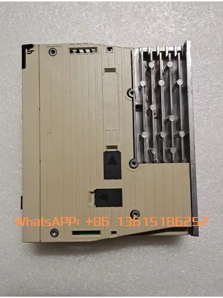 SGDV-1R6A11B 리퍼 서보 드라이브 200W 기능 OK