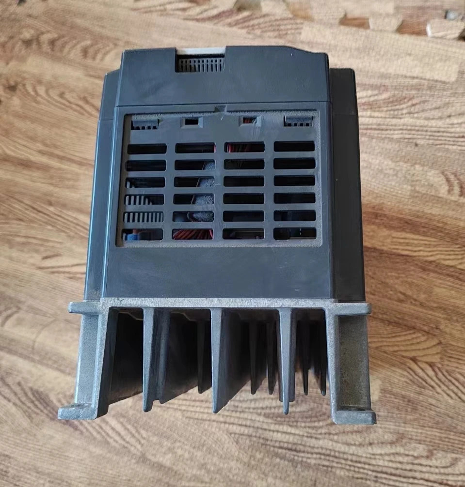 VFD007C43A 리퍼 C2000 인버터 0.75kW 기능 작동 OK
