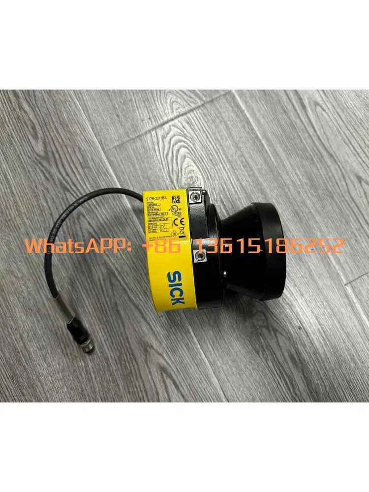 S32B-3011BA 리퍼 레이저 안전 스캐너 1056430 기능 OK