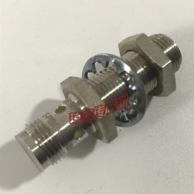 BES00EF Balluff 스위치 BES M12ME-PSC40B-S04G-003 포장