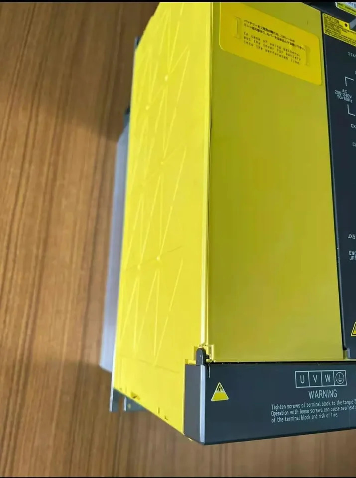 Fanuc 서보 드라이브 A06B-6117-H109 CNC 시스템앰프 모듈 J012