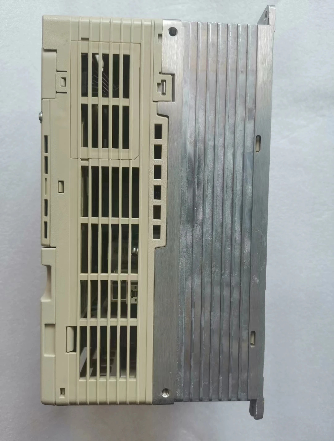 CIMR-TB4V0023ABA 리퍼 T1000V 인버터 기능 OK 11kW 7.5kW