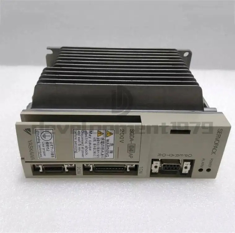Yaskawa 서보 드라이브 SGDA-04AP SGDA04AP 신 1PC
