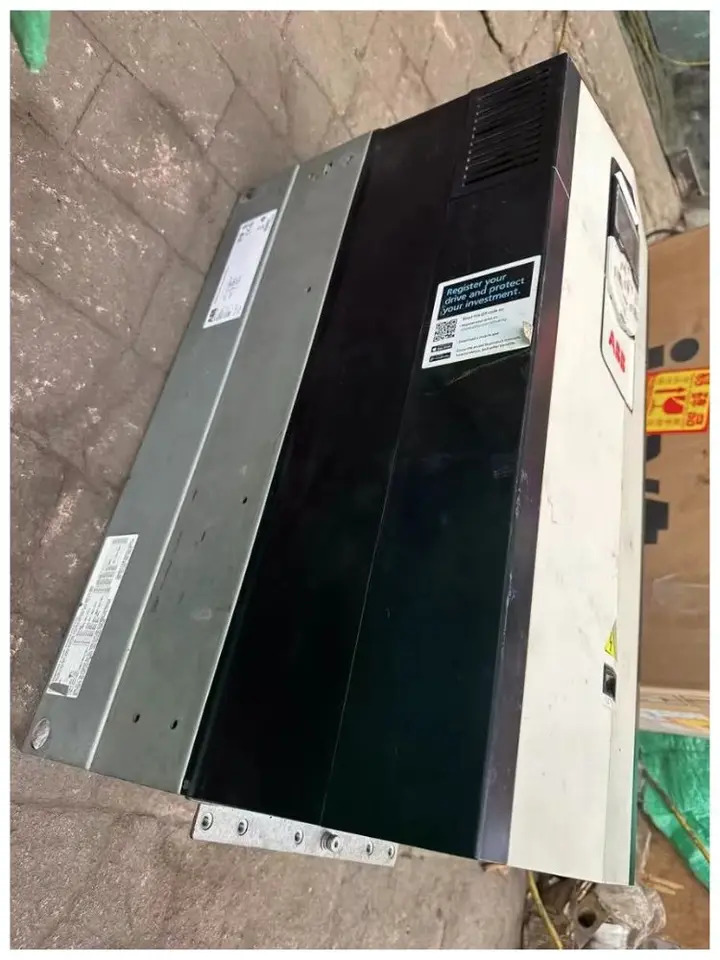 리퍼 ACS880-01-145A-3 D150 P944 N7518 인버터 완료