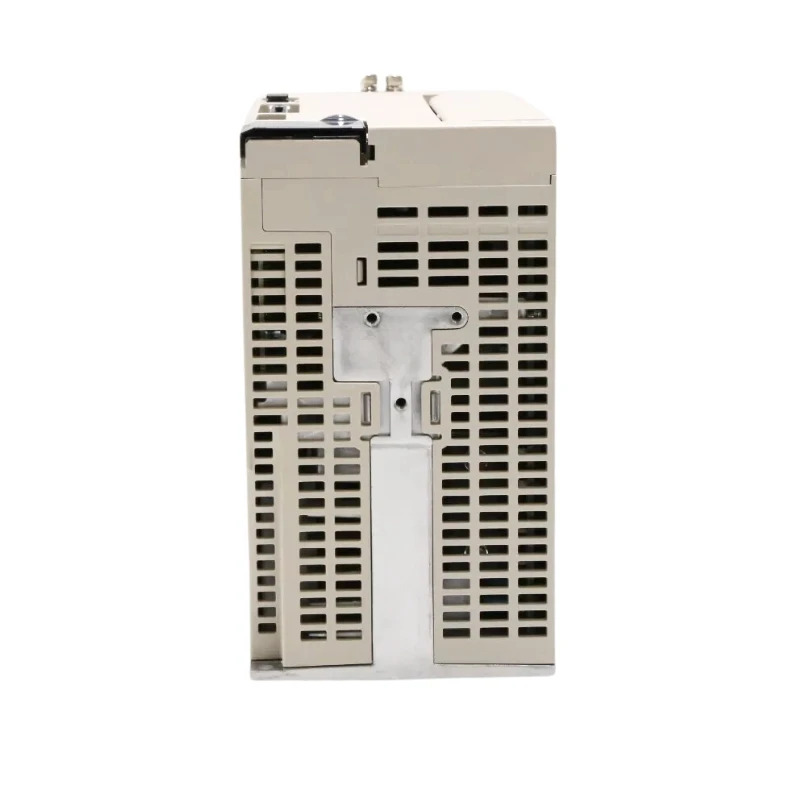 새 Yaskawa SGD7S-180A30A002 서보 드라이브