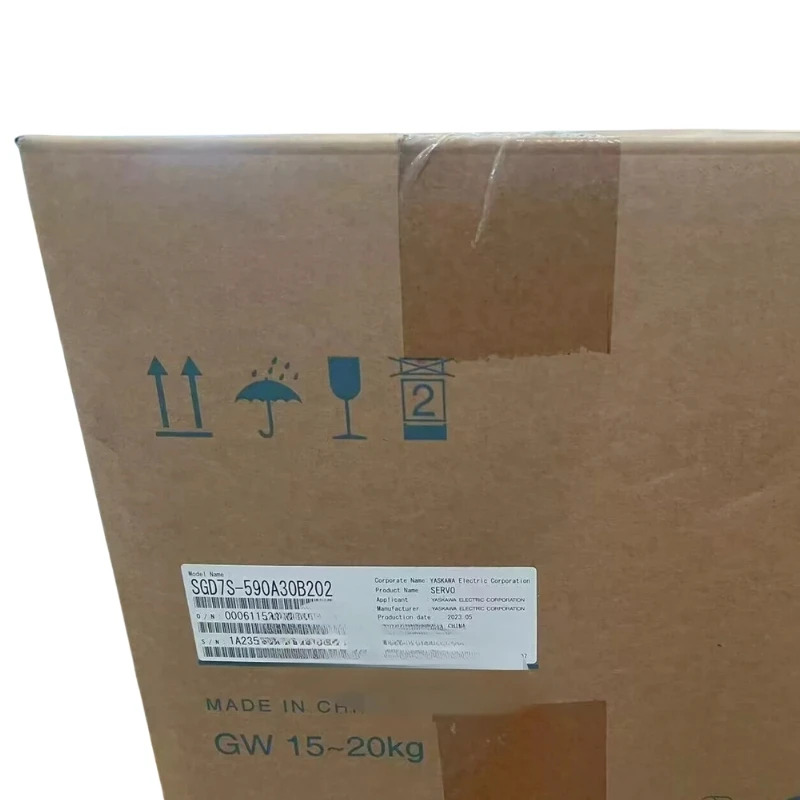 새 Yaskawa SGD7S-590A30B202 서보 드라이브
