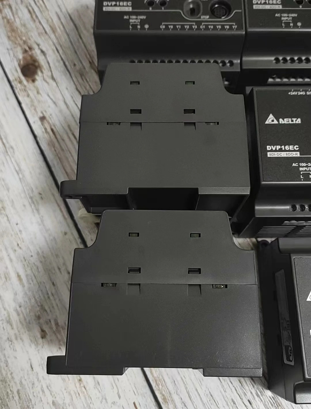 리퍼 PLC 기능 DVP16EC00R3