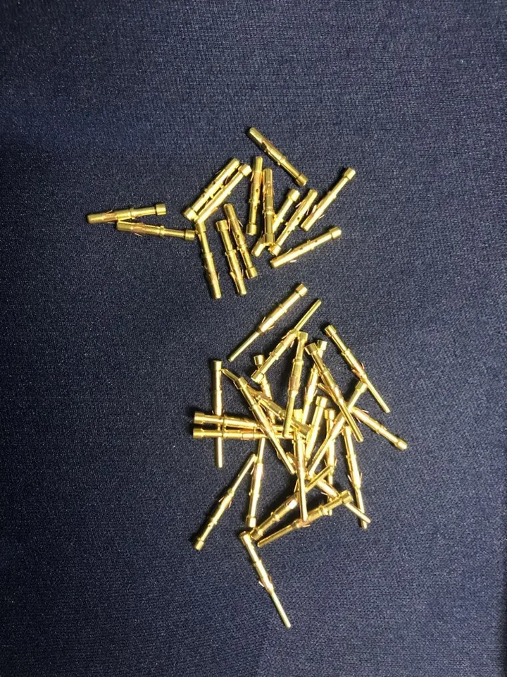 터미널 CT63-1619ZKN-01 커넥터 19 코어 소켓 100 개