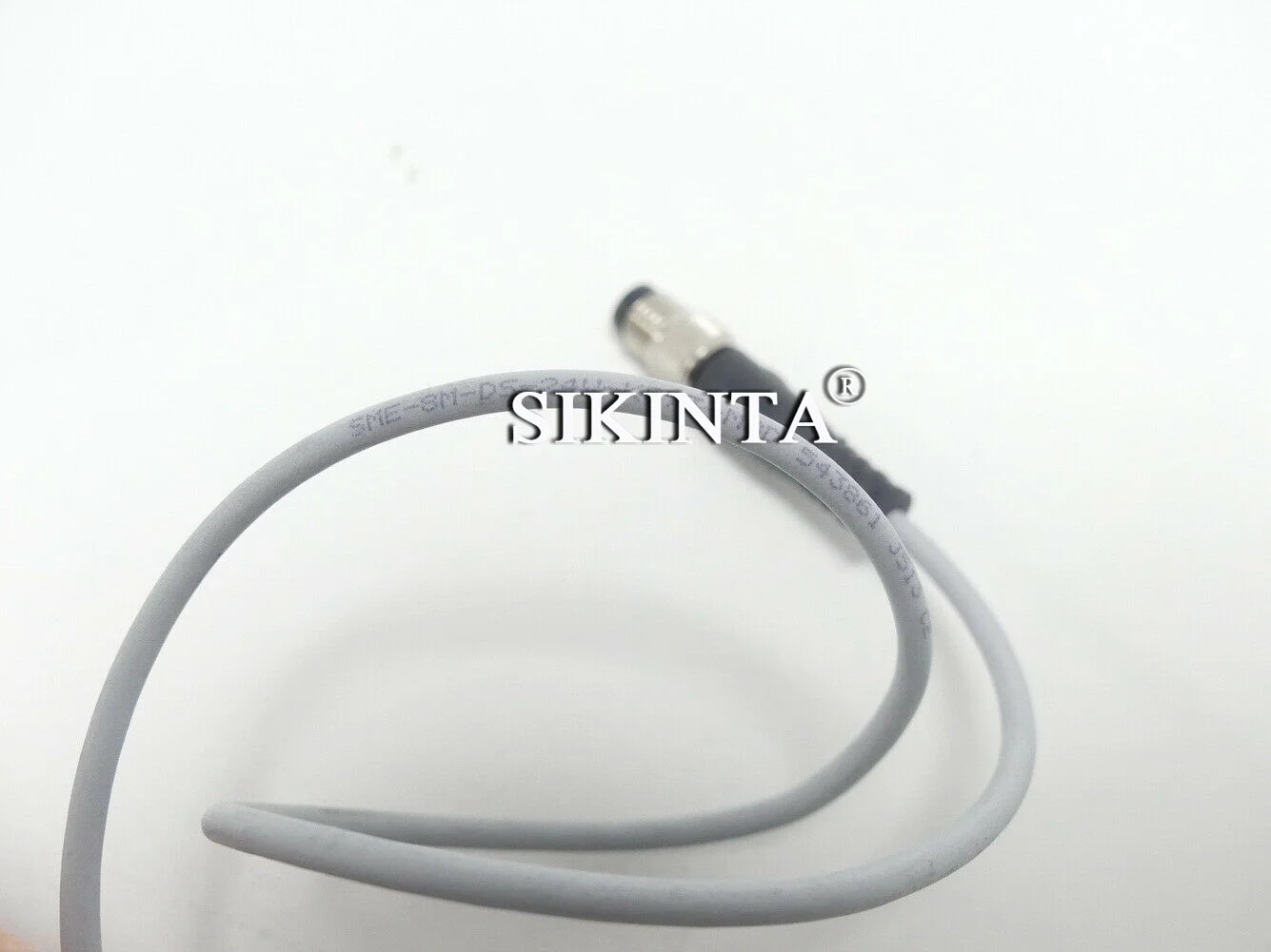 SME-8M-DS-24V-K-03-M8D 너트 티 근처 완전히 리퍼