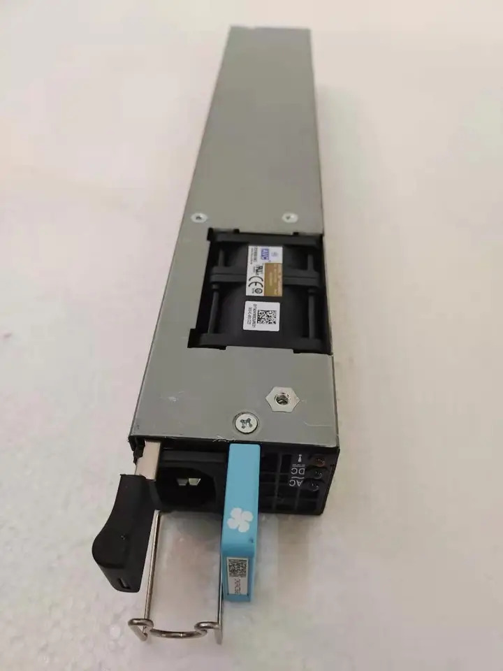 주니퍼 네트워크 스위치전원공급장치 JPSU-850W-AC-AFI 740-053351 FSC025